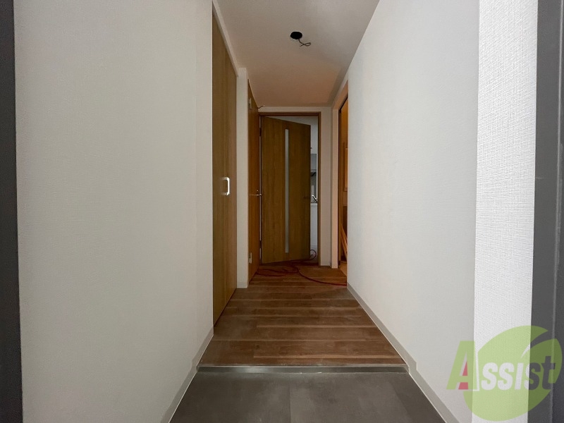 玄関　玄関の様子です。明るい印象ですね。気分もあがりそう。