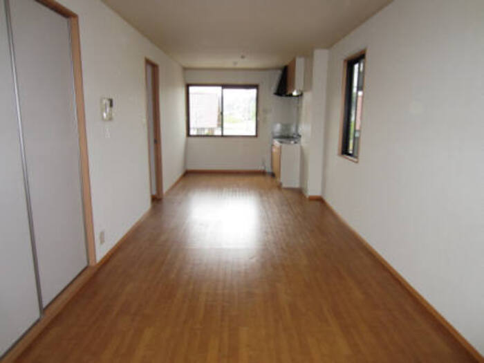 居室・リビング　203 LDK