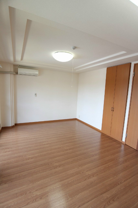 居室・リビング　広々リビング