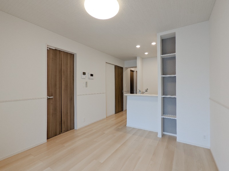 居室・リビング　図面と現状に相違がある場合には現状を優先