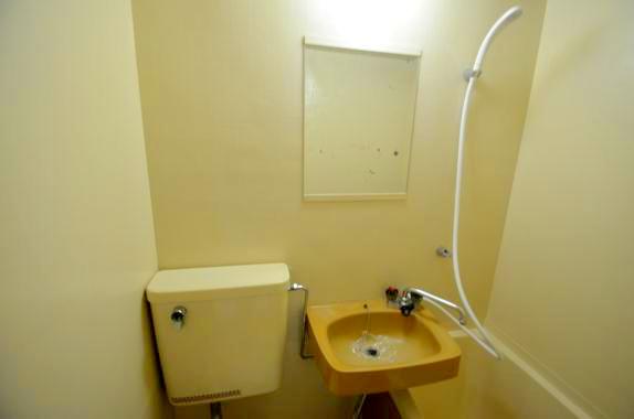 洗面設備　あなたの一日はこのオシャレな空間からはじまります。