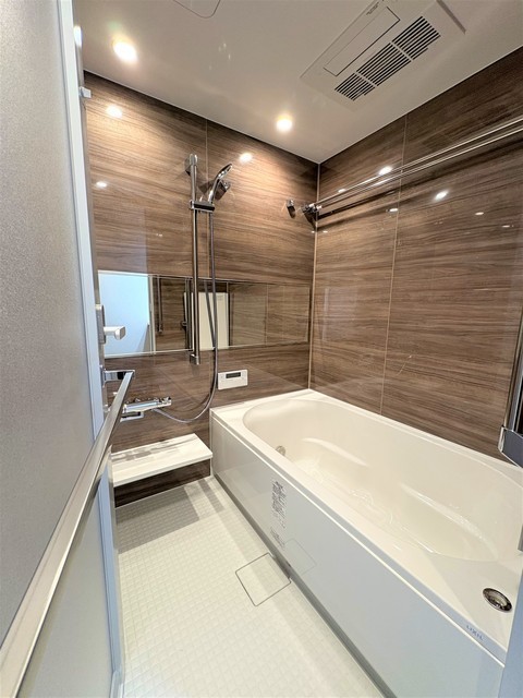 バス・シャワールーム　風呂