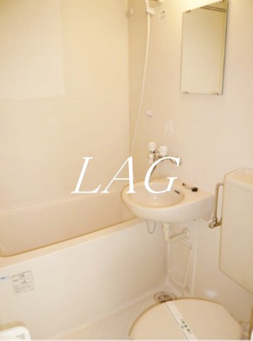 バス・シャワールーム　お風呂です。