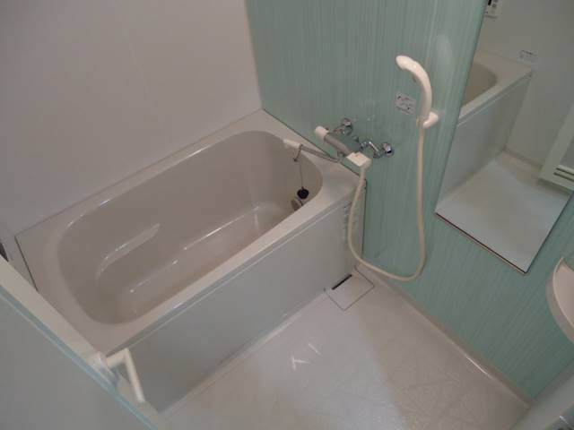 バス・シャワールーム　バスルーム