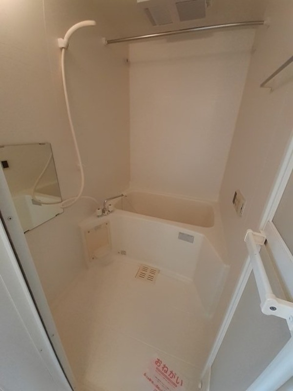 バス・シャワールーム　図面と現状に相違がある場合には現状を優先