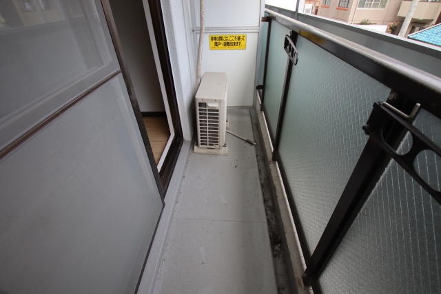 バルコニー　※別号室の参考写真のため、現状優先です。