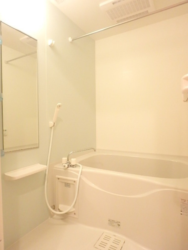 バス・シャワールーム　図面と現状に相違がある場合には現状を優先