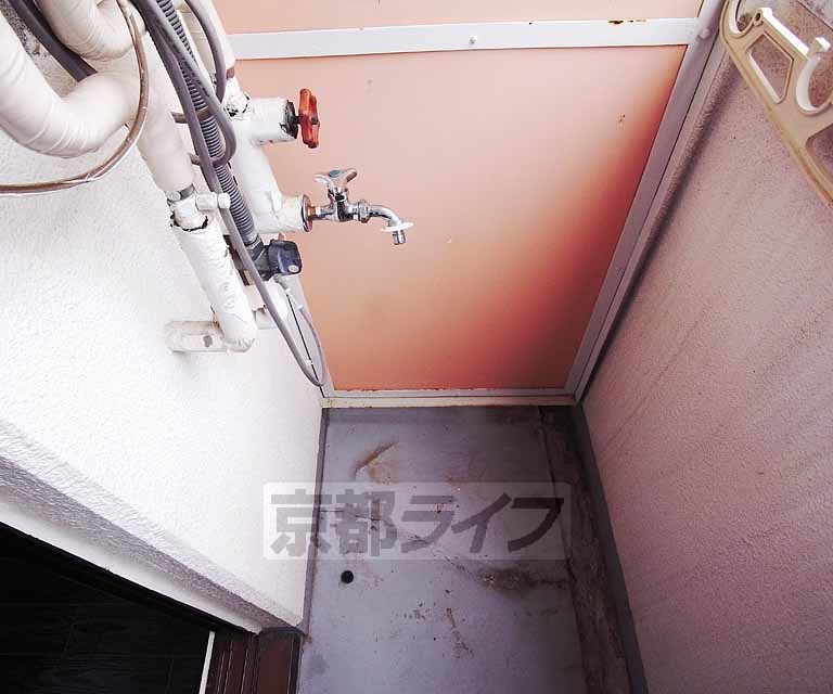 その他設備　バルコニーに洗濯機も置けます！