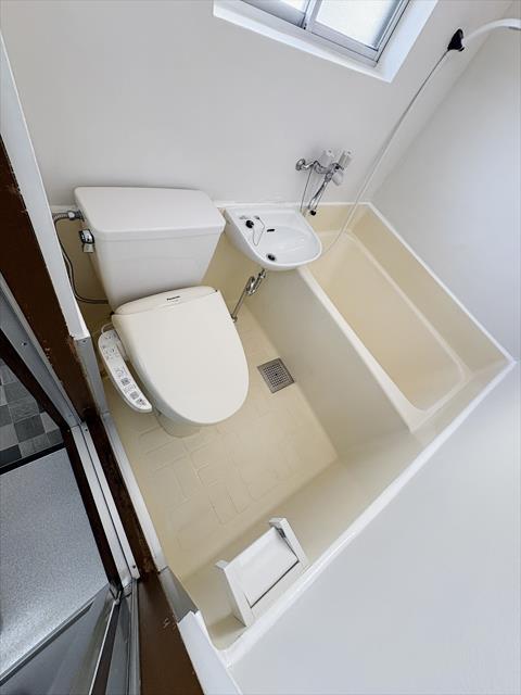 その他　松山市朝生田町　コーポ中島　通路