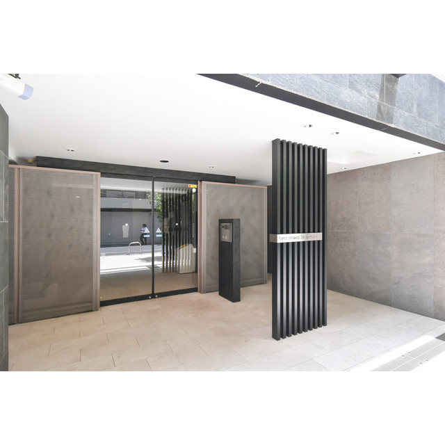 エントランス　建物の内部です