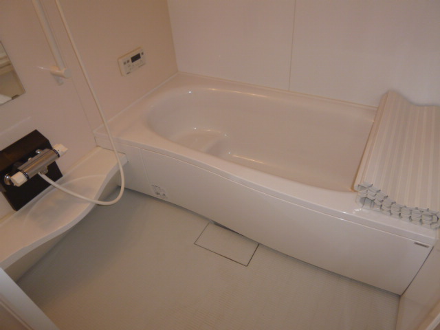 バス・シャワールーム　一坪風呂