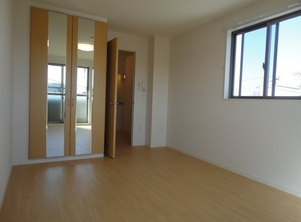 居室・リビング　別室の参考写真です。※現況優先