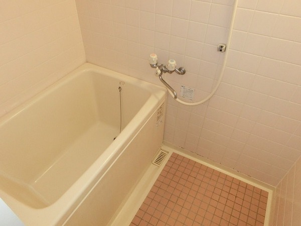 バス・シャワールーム　バスルーム！