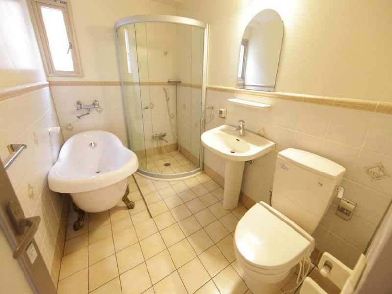 バス・シャワールーム　浴室暖房乾燥機付　お風呂