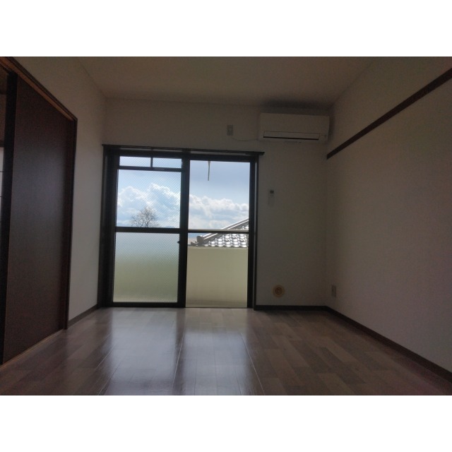 居室・リビング　※写真は別な部屋の物です。