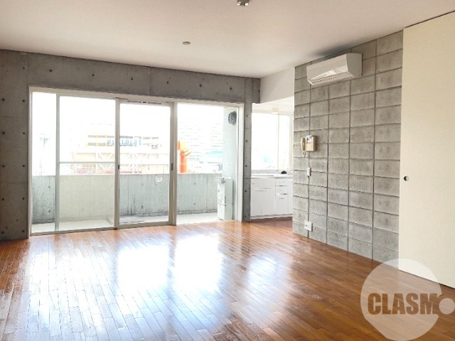 居室・リビング　洋室広々♪