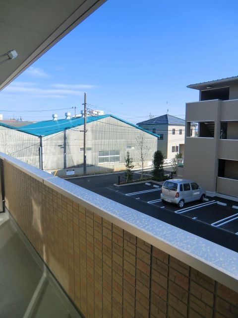 その他設備　南西向きのバルコニー