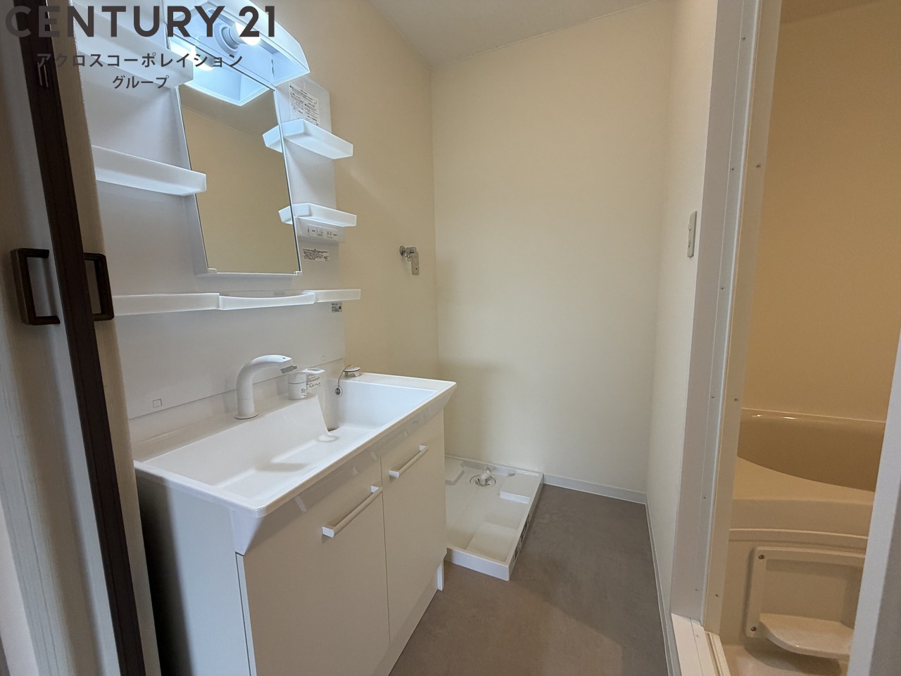 洗面設備　独立洗面化粧台付きでおすすめです！