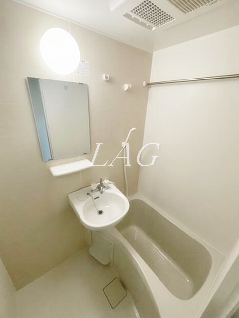 バス・シャワールーム　お風呂です。