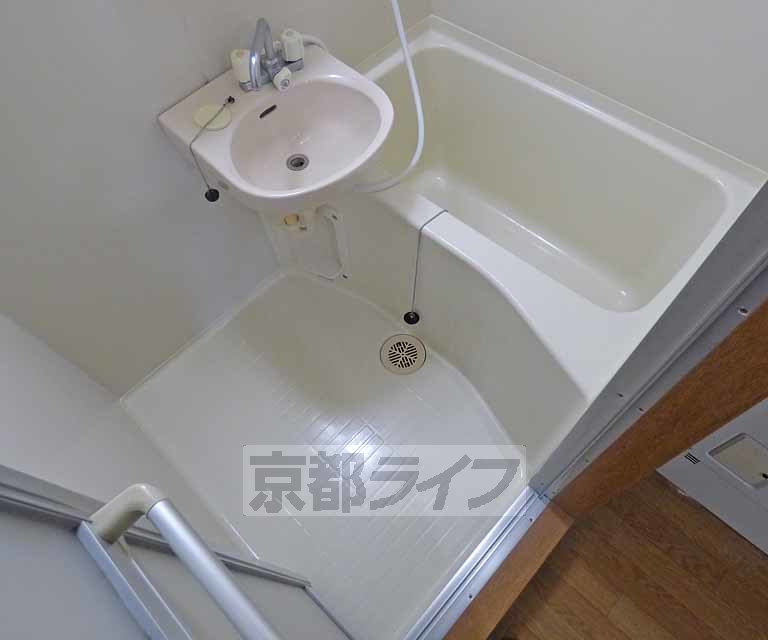 バス・シャワールーム　バスです。