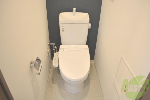 トイレ　ウォシュレットも完備です。