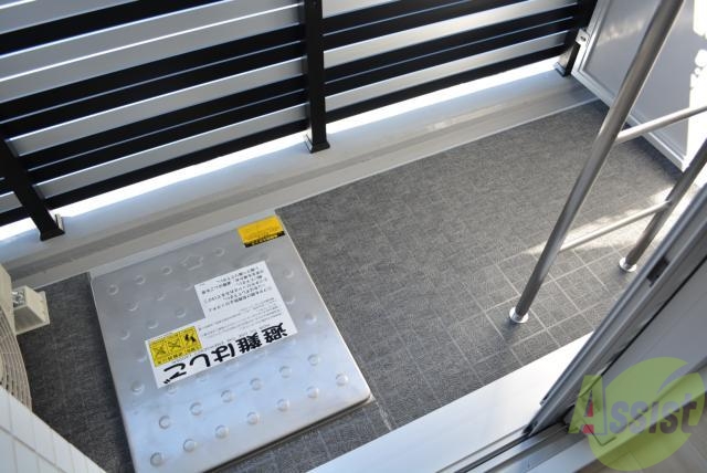 バルコニー　洗濯物もしっかり干せますね。