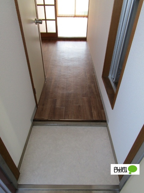 玄関　類似