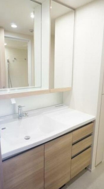 洗面設備　独立洗面台