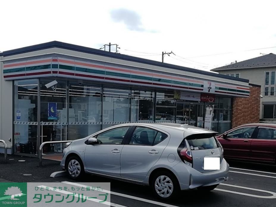 コンビニ　セブンイレブン川口里中央店（コンビニ）まで320m