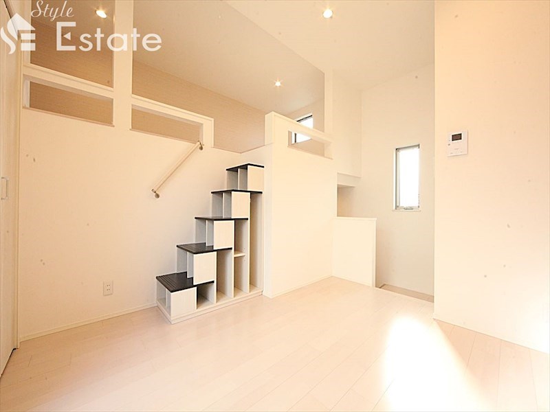 居室・リビング　内装