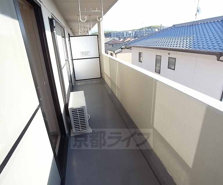 バルコニー　南西向きのベランダです。