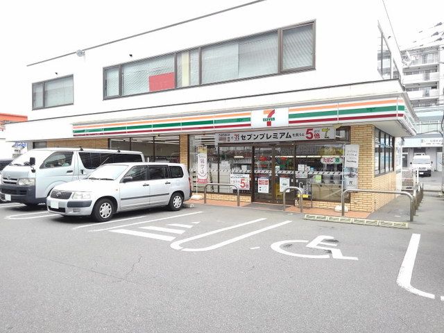 コンビニ　セブンイレブン福岡南バイパス店（コンビニ）まで350m