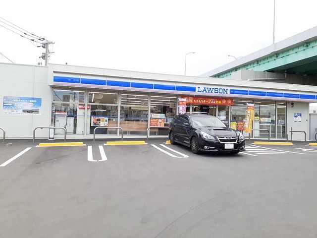 コンビニ　ローソン福岡金隈店（コンビニ）まで400m