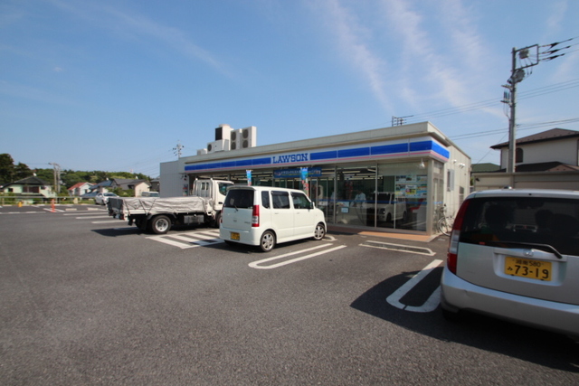 コンビニ　ローソン瀬谷相沢七丁目店（コンビニ）まで244m