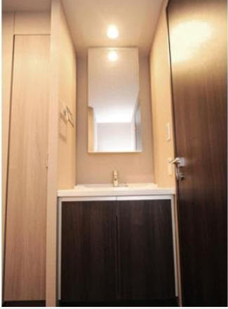 洗面設備　※別部屋の参考写真です。