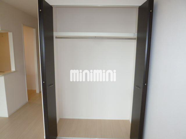 収納　リビングのクローゼットです。