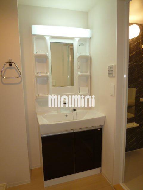 洗面設備　シャンプードレッサー完備です。