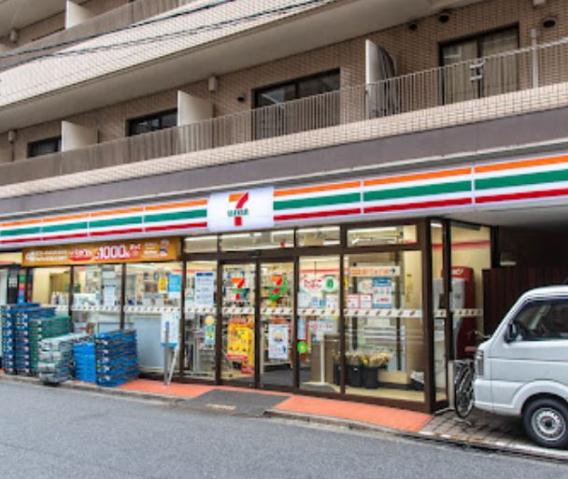 コンビニ　セブン－イレブン港区麻布十番３丁目店（コンビニ）まで100m