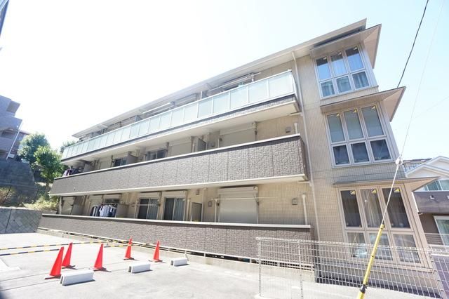 建物外観　★お部屋探しはタウンハウジング稲田堤店まで★