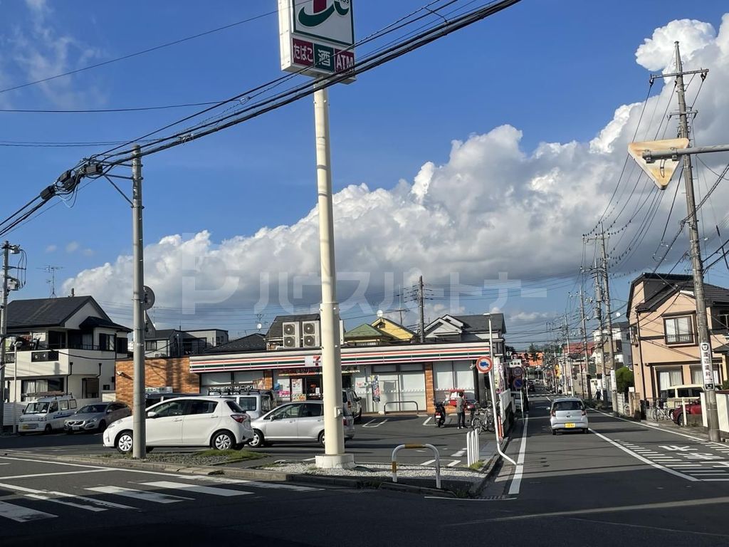 コンビニ　セブン-イレブン さいたま白鍬店（コンビニ）まで770m