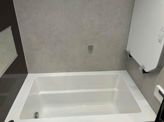 バス・シャワールーム　清潔な浴室！