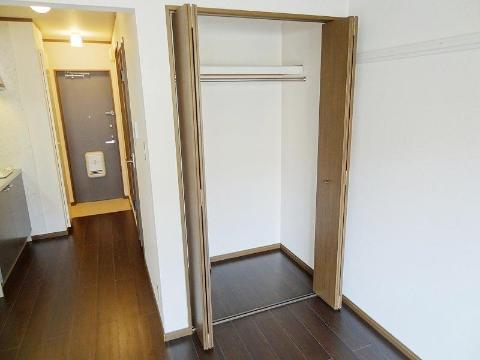 収納　クローゼット