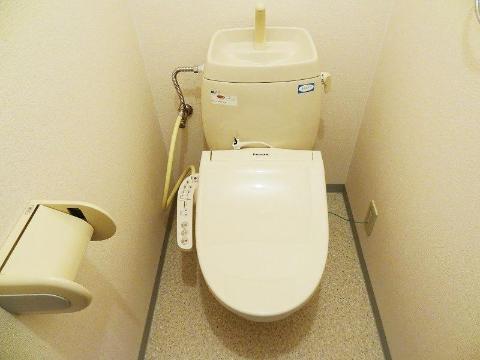 トイレ　シャワー付トイレ