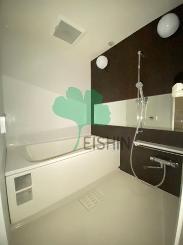 バス・シャワールーム　清潔感のある浴室です！