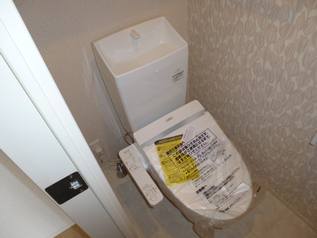 トイレ　ウォシュレット