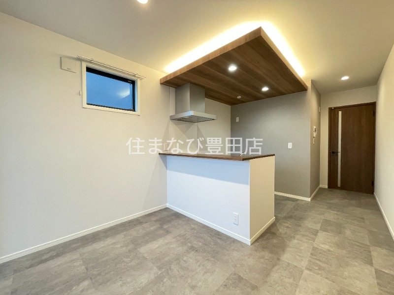 居室・リビング　別部屋写真