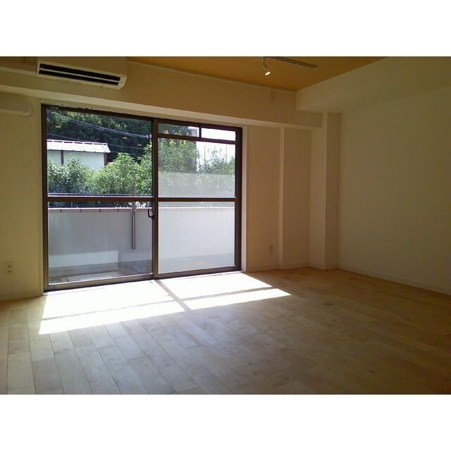 居室・リビング　別部屋参考写真