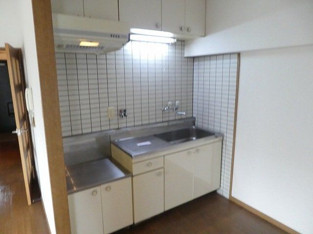 キッチン　お好きな2口コンロを設置してください。