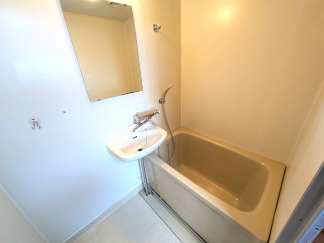 バス・シャワールーム　2025年1月撮影※現況を優先致します。