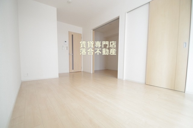 居室・リビング　清潔感のあるリビング♪